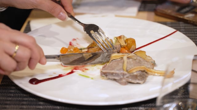 Matthias Pöschl, Geschäftsführer der Agrarmarketing Tirol, über die kulinarischen Spitzenleistungen im Austria Tirol House.